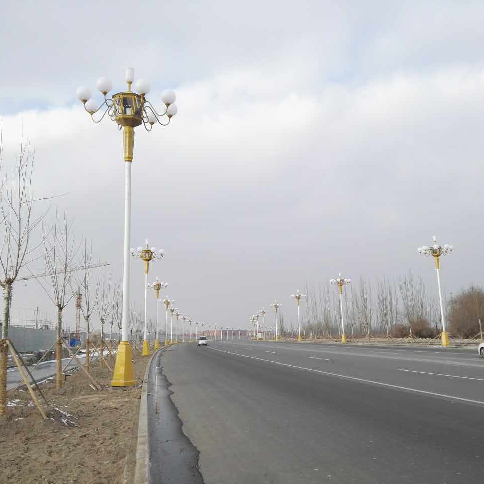 阿克苏阿温大道日景