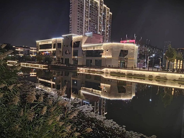 阿克苏城市楼体亮化栏杆片区