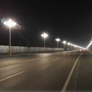 阿克苏阿温大道夜景